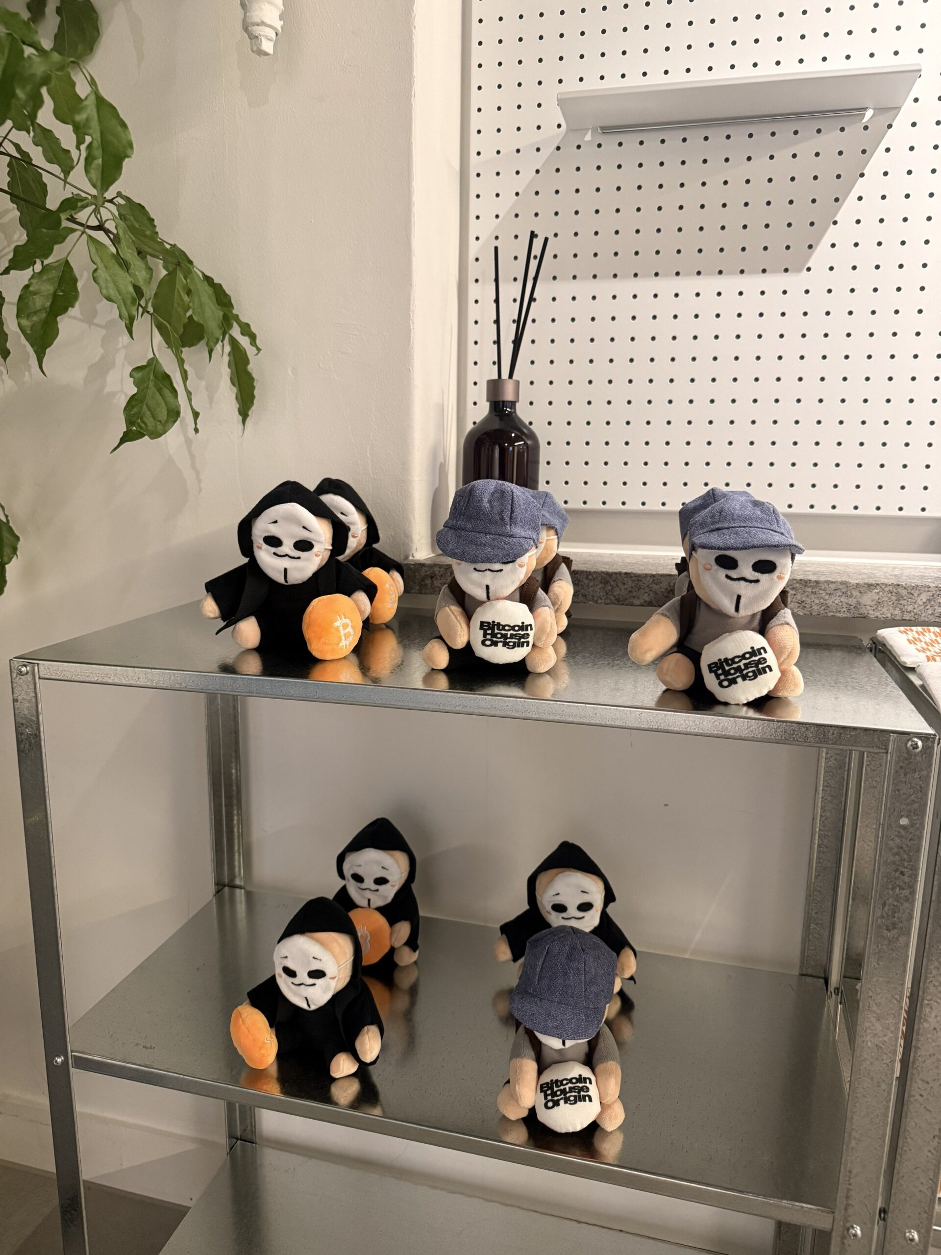 Bitcoin House Origin